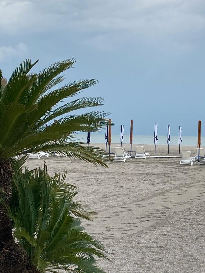 Lira Beach Studio มามายา ภายนอก รูปภาพ